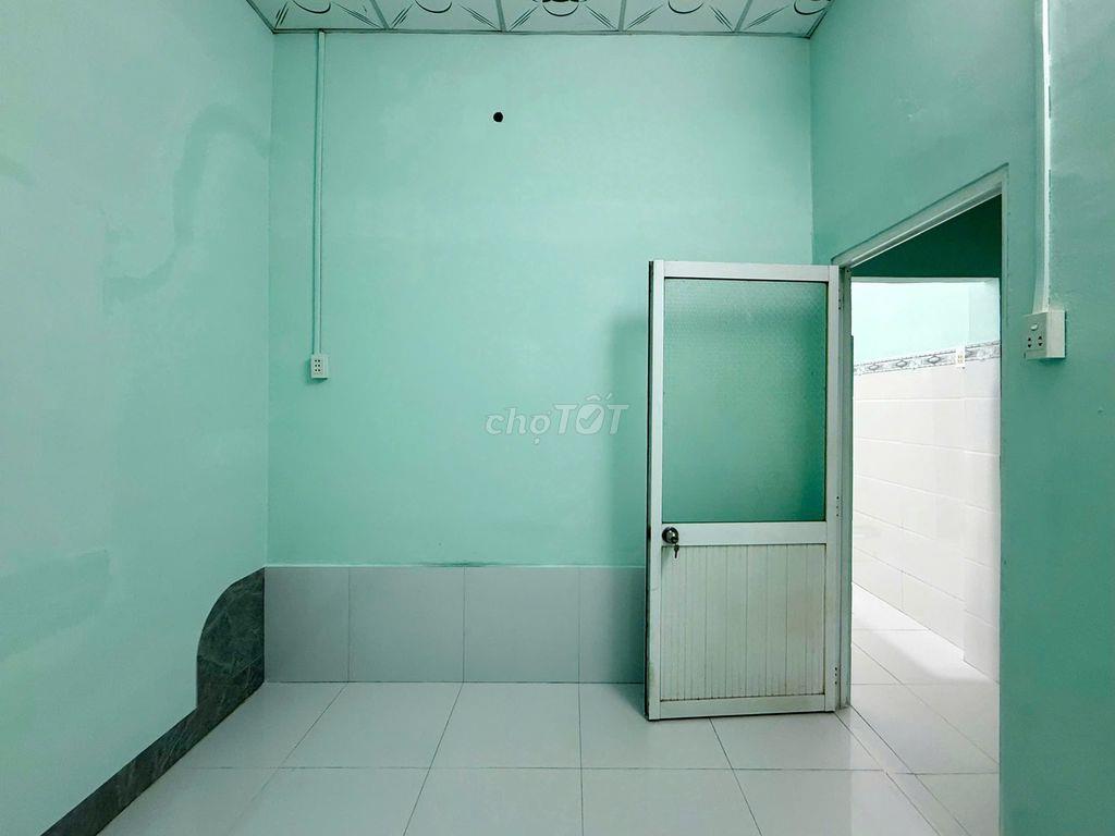 Bán nhà cấp 4 sổ riêng ngay trường Trịnh Hoài Đức