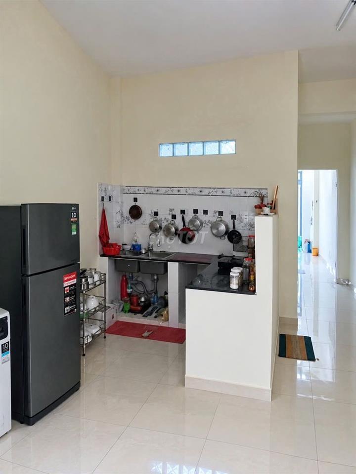 CHÍNH CHỦ BÁN GẤP NHÀ SỔ HỒNG RIÊNG- KĐT CÁT TƯỜNG PHÚ SINH