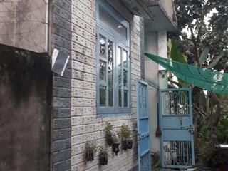 cần bán gấp  nhà đất cây lâu năm 
