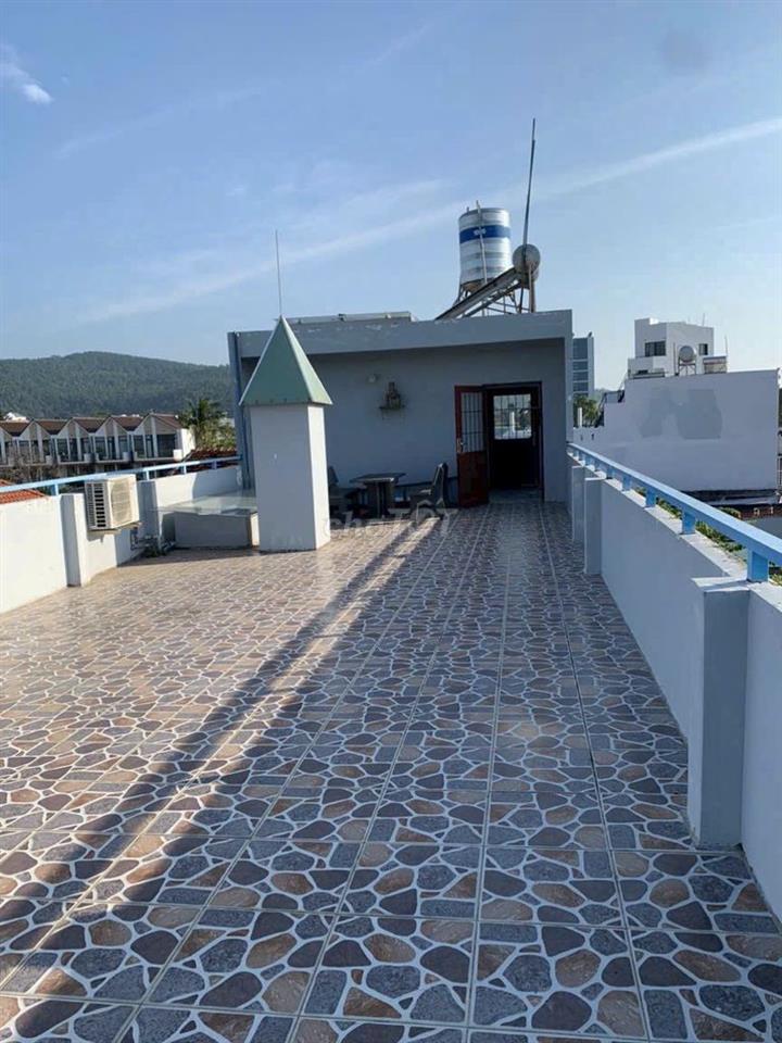BÁN/ CHO THUÊ NHÀ NGUYÊN CĂN KHANG TRANG Ở PHÚ QUỐC