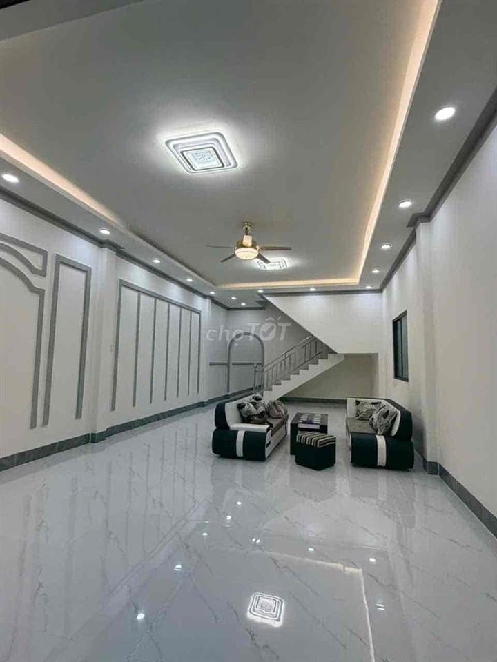 Nhà 1trệt 1 lầu Long Hồ Vĩnh Long