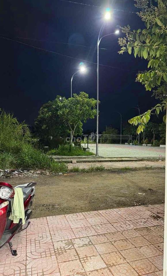 Nhà 1trệt 1 lầu Long Hồ Vĩnh Long