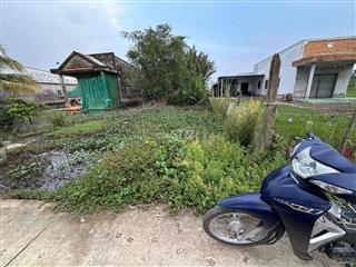 BÁN ĐẤT NÊN