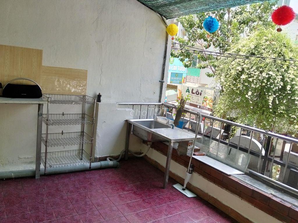 Cho thuê phòng rộng giá rẻ 