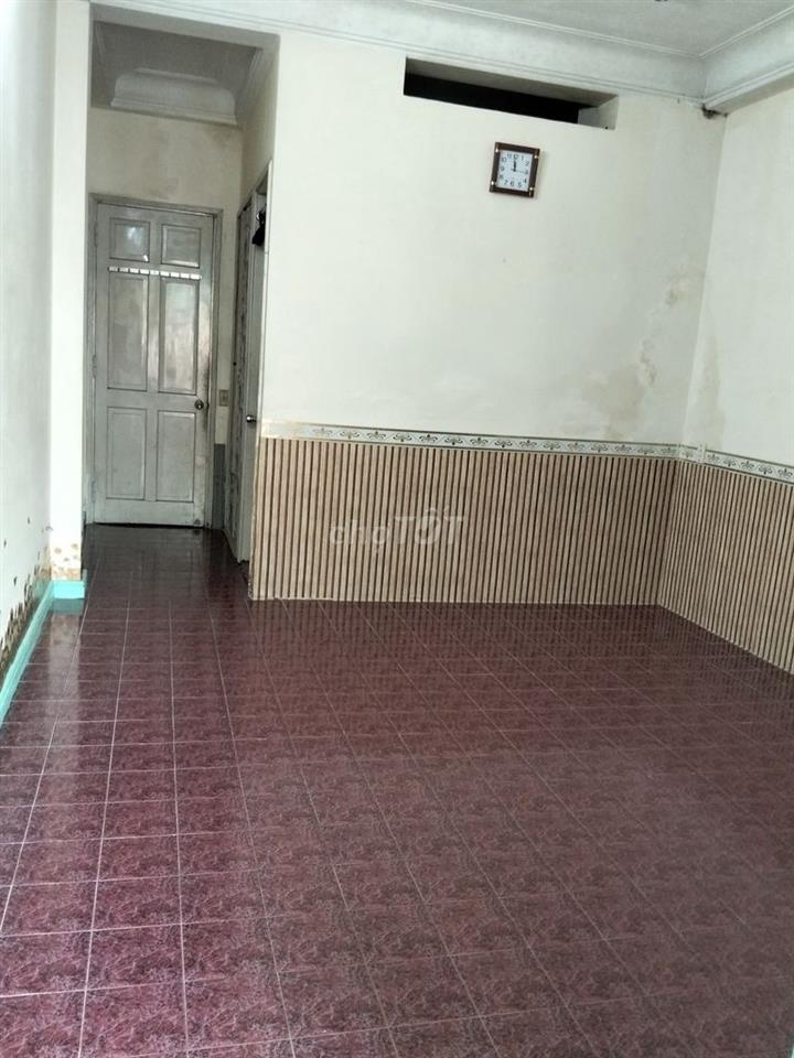 Cho thuê phòng rộng giá rẻ 