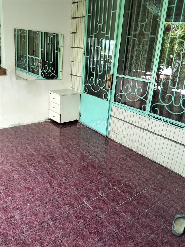 Cho thuê phòng rộng giá rẻ 