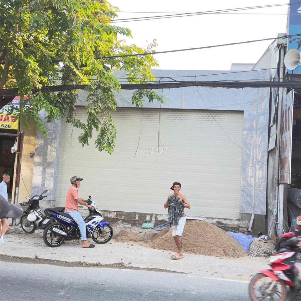 cho thuê mặt bằng đường Nguyễn Văn tạo diện tích ngang 7m6 dài 25m