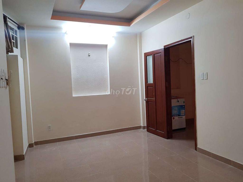 PHÒNG TRỌ 20M2 ĐƯỜNG THÍCH QUẢNG ĐỨC, PHƯỜNG ĐỨC NHUẬN