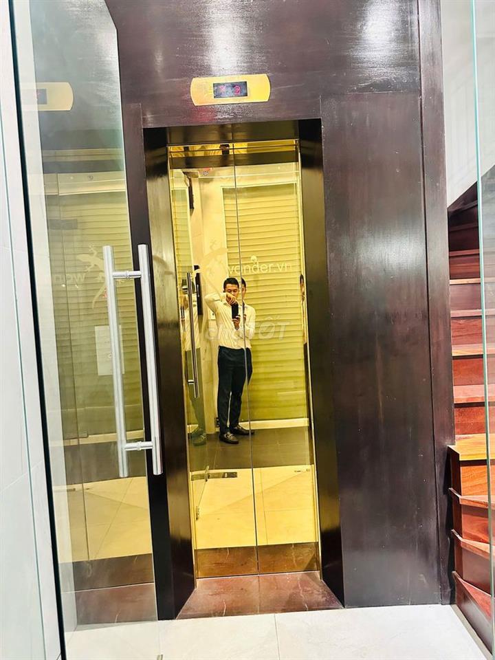 CHO THUÊ NHÀ 211 NGUYỄN VĂN THỦ- NGANG 9 MÉT,4 TẦNG THANG MÁY CAO CẤP!