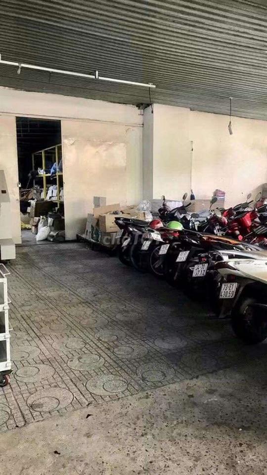 Xưởng May 700m² Đang Cho Thuê 70tr/tháng - Ngợp Giá Tốt