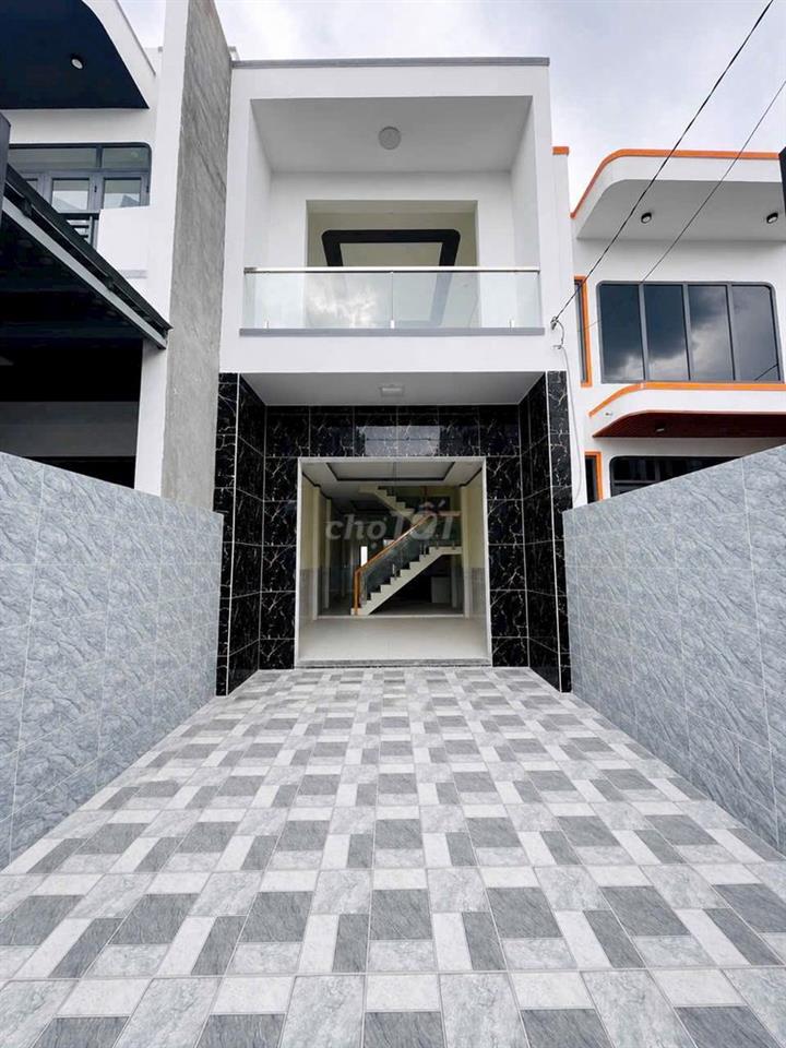 BÁN NHÀ NGAY NGÃ TƯ BẾN CÁ, CHỦ NGỢP CẦN TIỀN BÁN GẤP