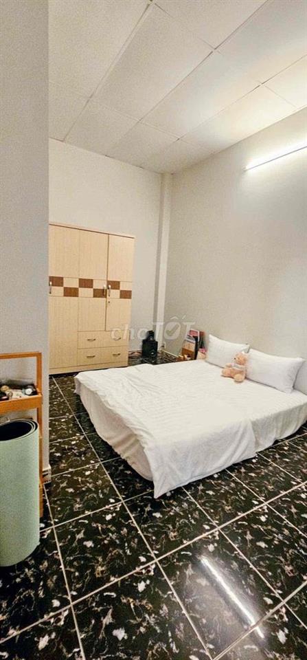 Cho Thuê Nhà Nguyên Căn Hẻm Oto