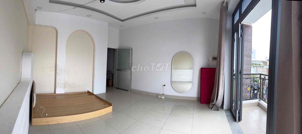 phòng mới giờ giấc tự do