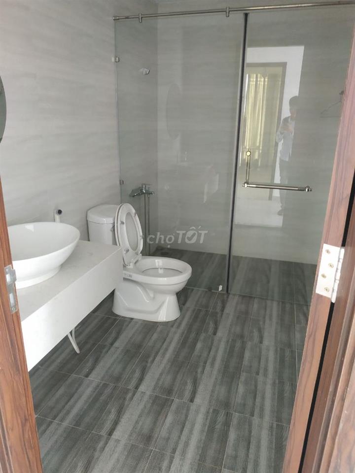 Cho thuê căn Duplex chung cư Bảy Hiền Tower, 187m2, 4PN, 4WC, 17tr