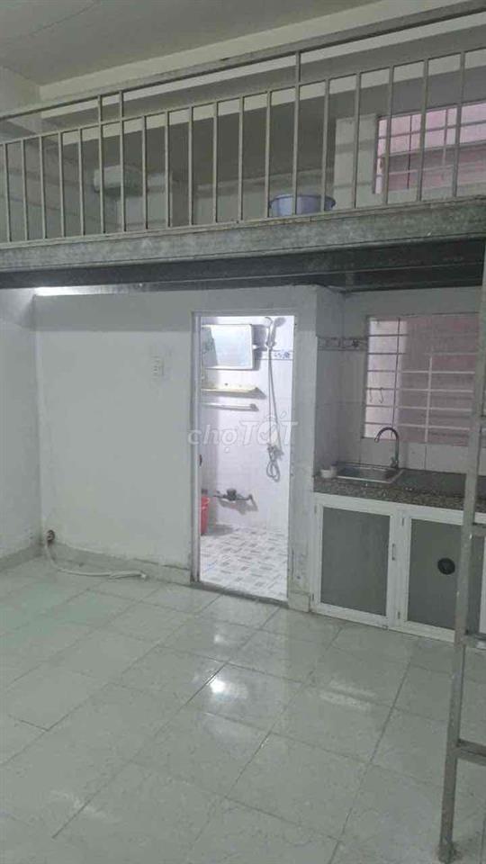 Cho thuê phòng trọ Lý phục Man, quận 7