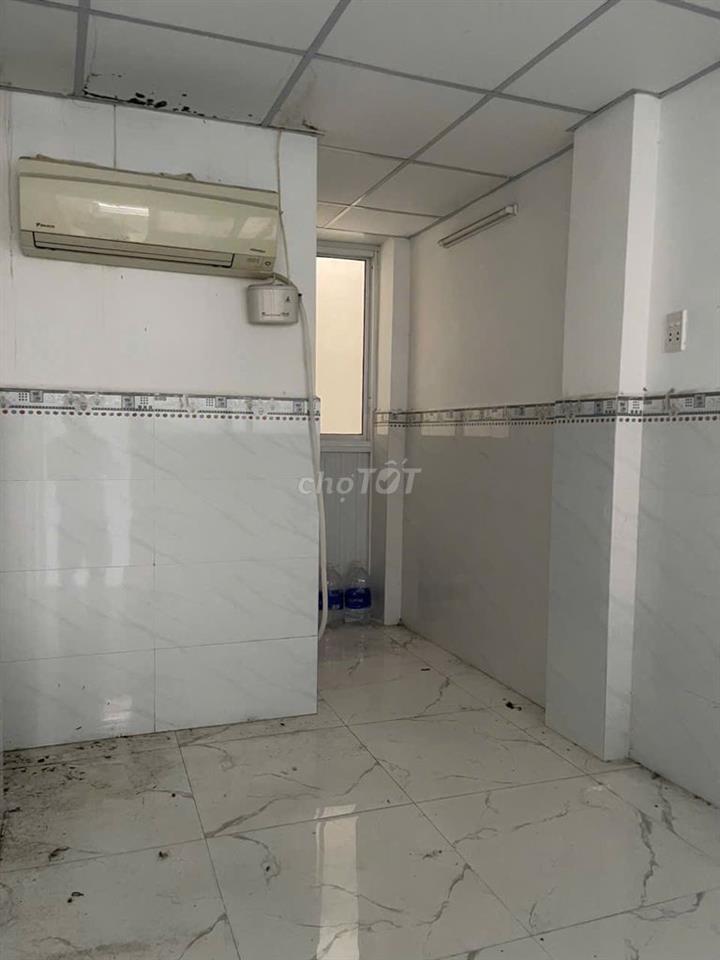 Cho thuê nhà hẻm 6m