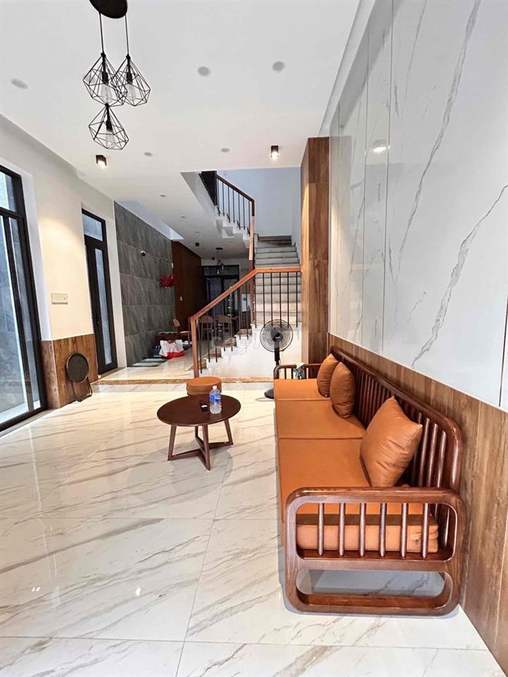 Bán nhà mặt phố tại Bàu Hạc 4, 8,2 tỷ, 64m2, Chính chủ, đẹp, nhiều tiệ