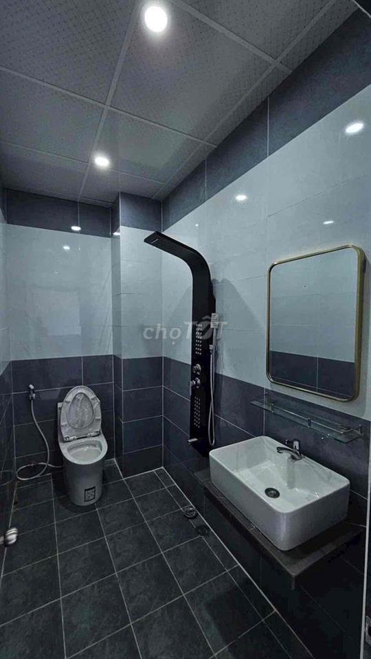 NHÀ PHỐ TRỆT LẦU CHỢ TÂN BÌNH, TÂN TRIỀU