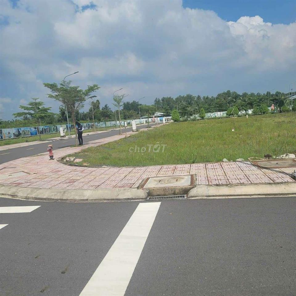 Bán đất thổ cư Bến Lức 