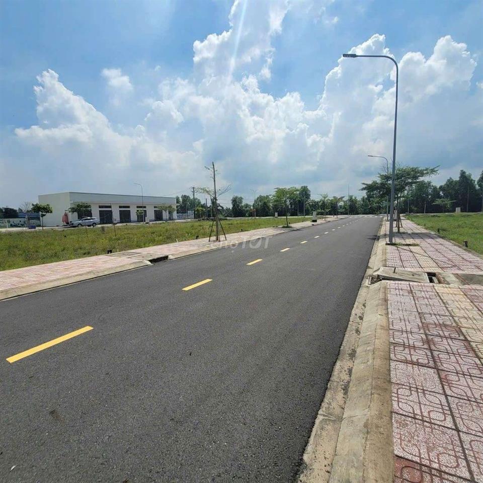 Bán đất thổ cư Bến Lức 