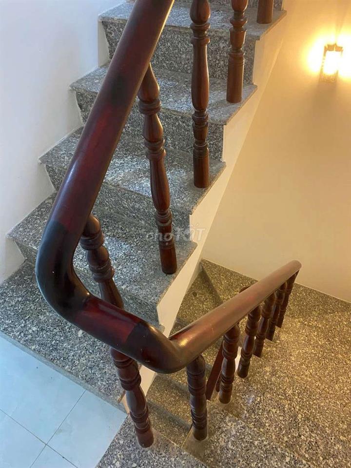CHO THUÊ NHÀ HẺM 147/ LÊ ĐÌNH CẨN, 1 TRỆT 2 LẦU 2 PHÒNG, 3 TOILET.