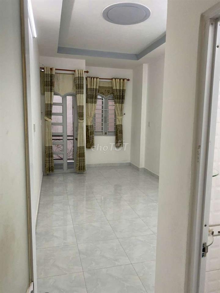 CHO THUÊ NHÀ HẺM 147/ LÊ ĐÌNH CẨN, 1 TRỆT 2 LẦU 2 PHÒNG, 3 TOILET.