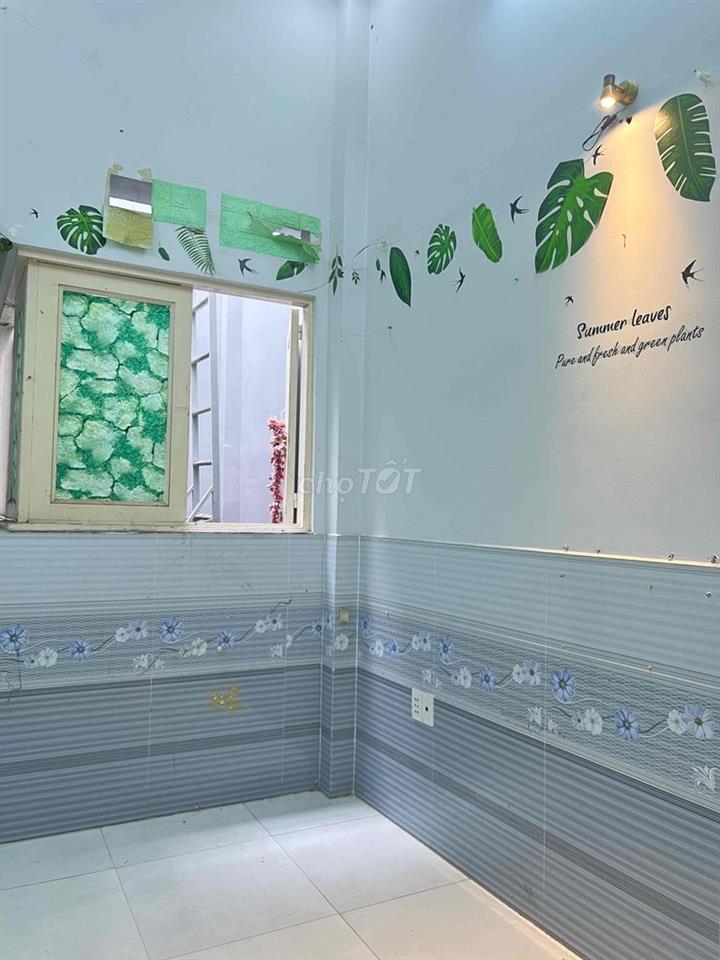 Cần cho nữ thuê phòng, nhà riêng thoáng mát sạch sẽ. Có toilet riêng