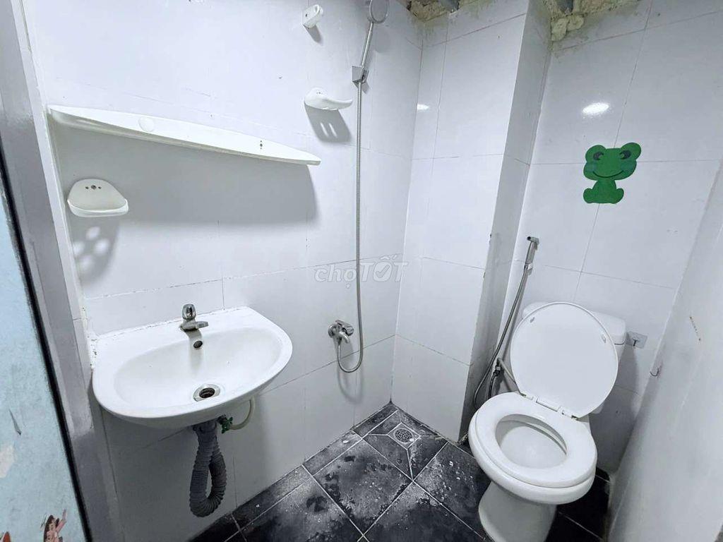 CHÍNH CHỦ VỪA TRỐNG PHÒNG GÁC SV NGAY ĐH VĂN HIẾN BÀU CÁT TÂN BÌNH