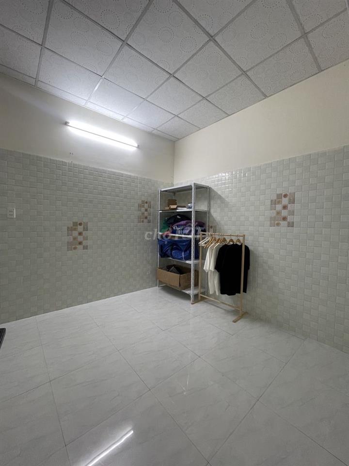 CHO THUÊ PHÒNG 30M² – CHỈ 2TR7 - ĐƯỜNG ĐẬU QUANG LĨNH, HÒA XUÂN