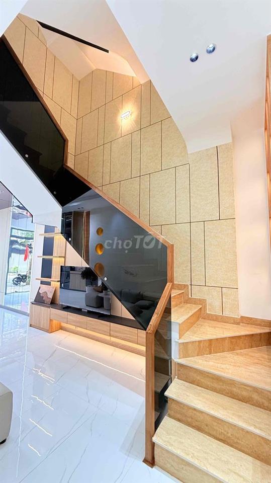 nhà phố khu lộc phát 22/12 chợ đêm hoà lân Bình Dương