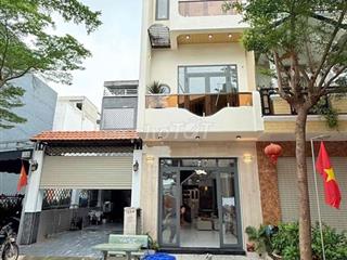 nhà phố khu lộc phát 22/12 chợ đêm hoà lân Bình Dương