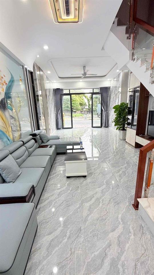 Bán nhà phố giá rẻ