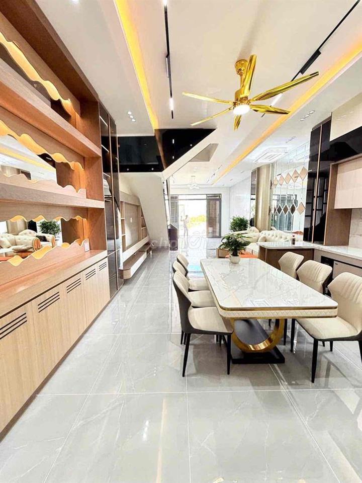 nhà phố full nột thất ngã tư hoà lân bình dương