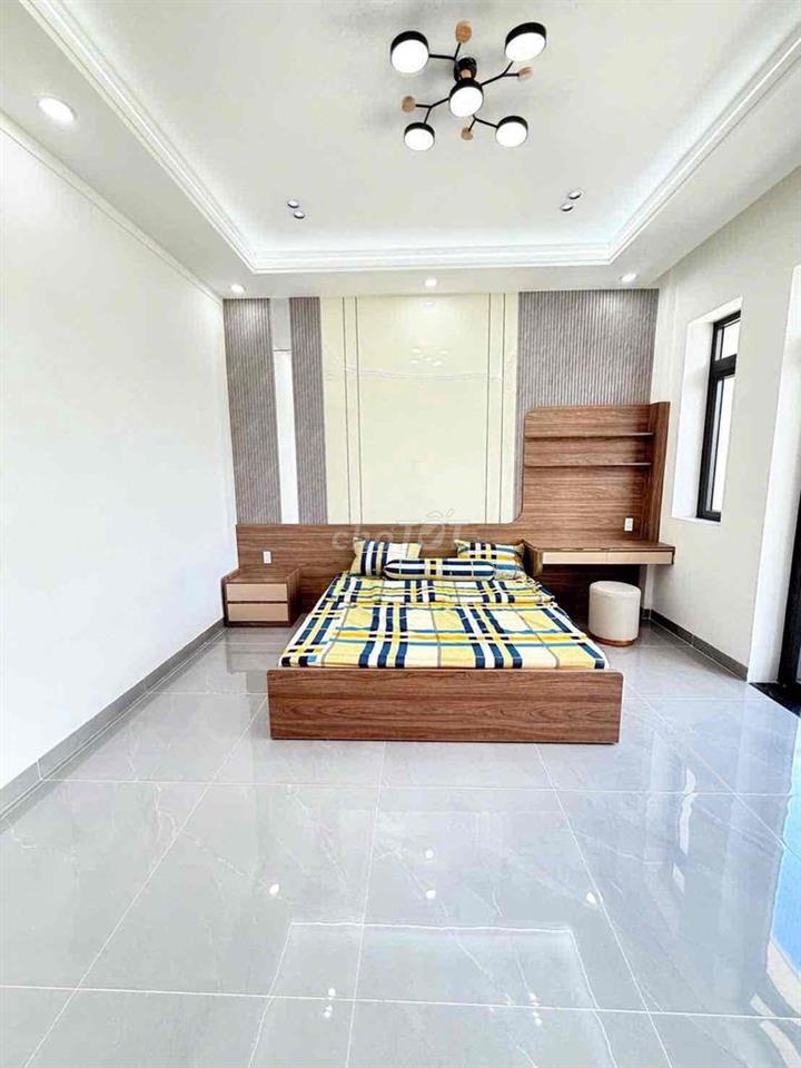 nhà phố full nột thất ngã tư hoà lân bình dương