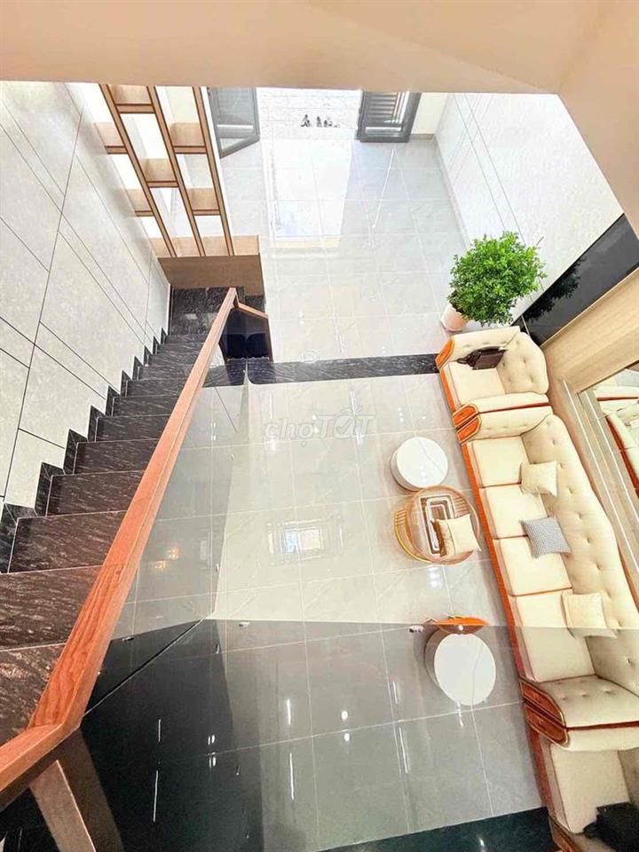 nhà phố full nột thất ngã tư hoà lân bình dương
