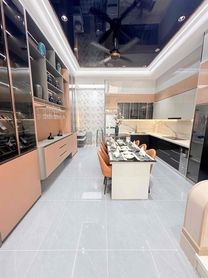 Bán nhà phố full nột thất mặt tiền kinh doanh