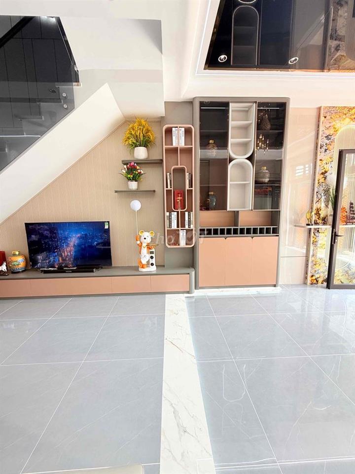 Bán nhà phố full nột thất mặt tiền kinh doanh