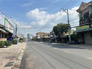 Bán đất tặng nhà cấp 4 kinh doanh tốt