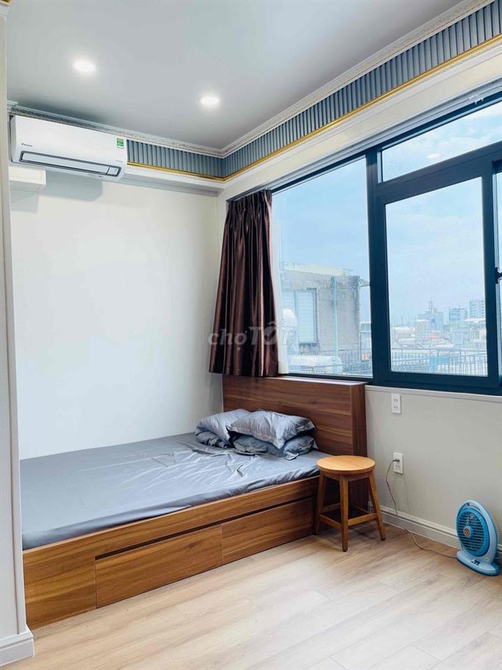 CHO THUÊ PHÒ TRỌ QUẬN 3, Full NỘI THẤT, SÂN THƯỢNG