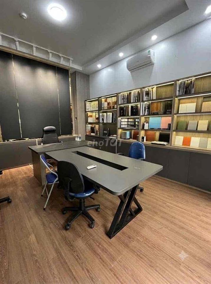 CHO THUÊ VĂN PHÒNG – THE MANHATTAN GLORY, VINHOMES GRAND PARK