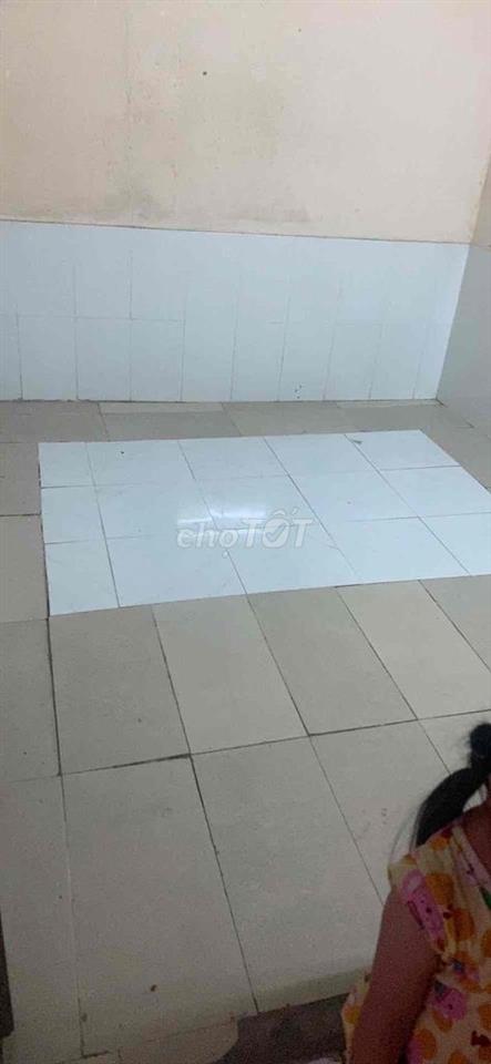 phòng trọ gần  đường lộ lớn , trường học cách ga mêtrô 500m
