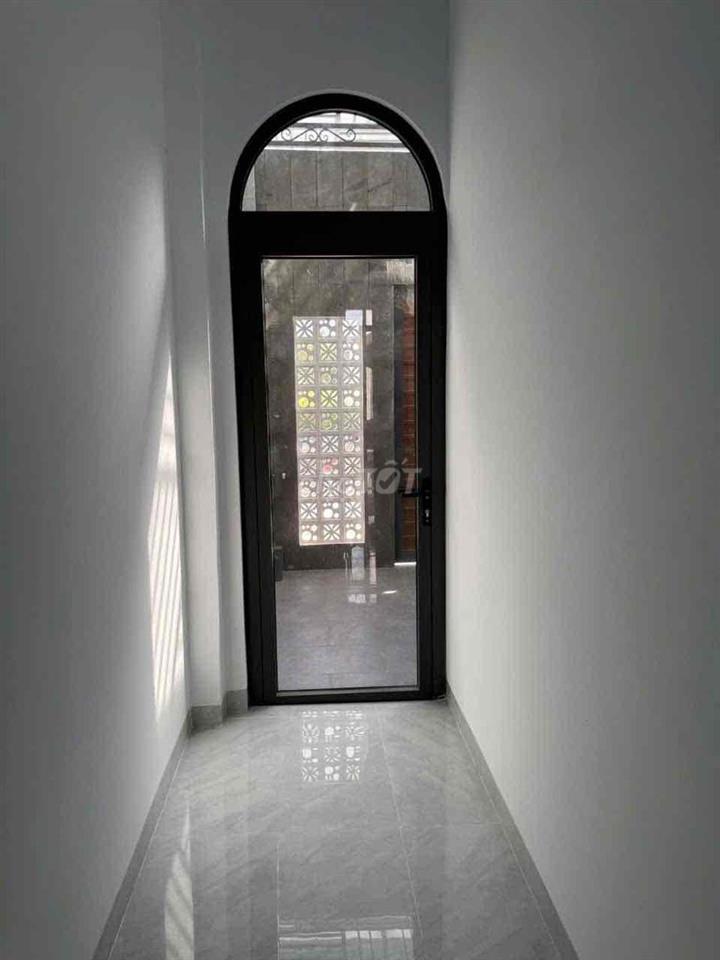chủ kẹt tiền bán nhà gấp ở long an