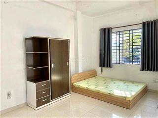 STUDIO BAN CÔNG - TRỐNG SẴN - GẦN UEH VHU