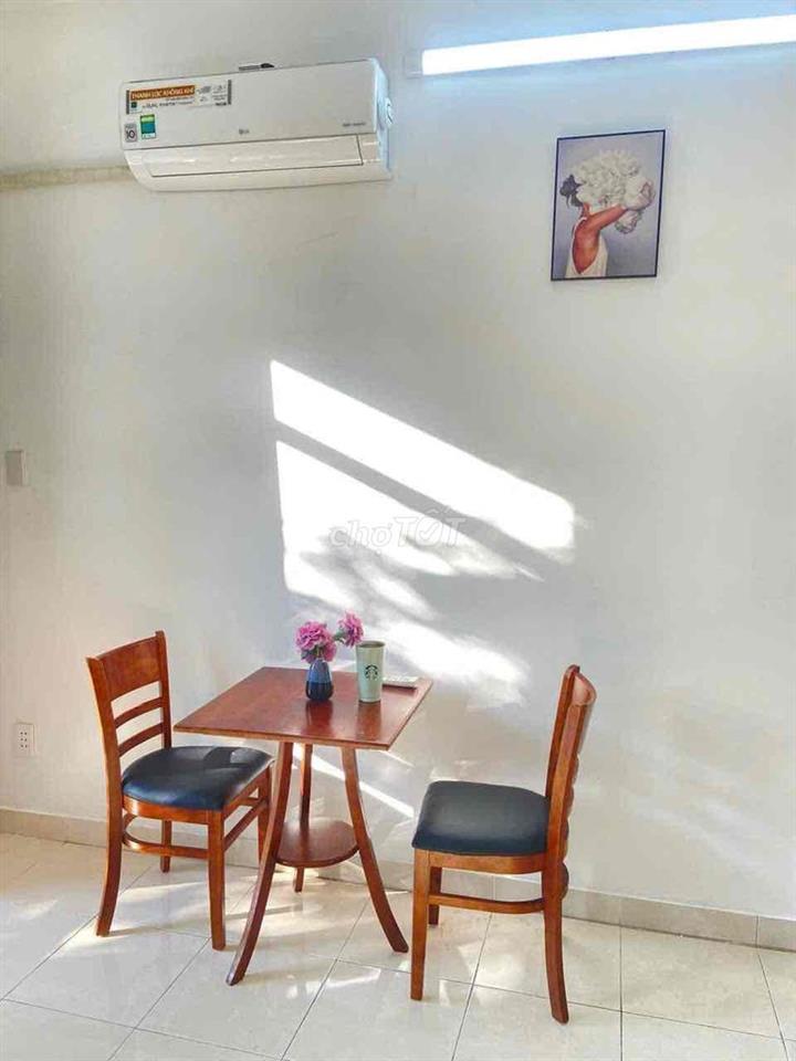 STUDIO BAN CÔNG - TRỐNG SẴN - GẦN UEH VHU