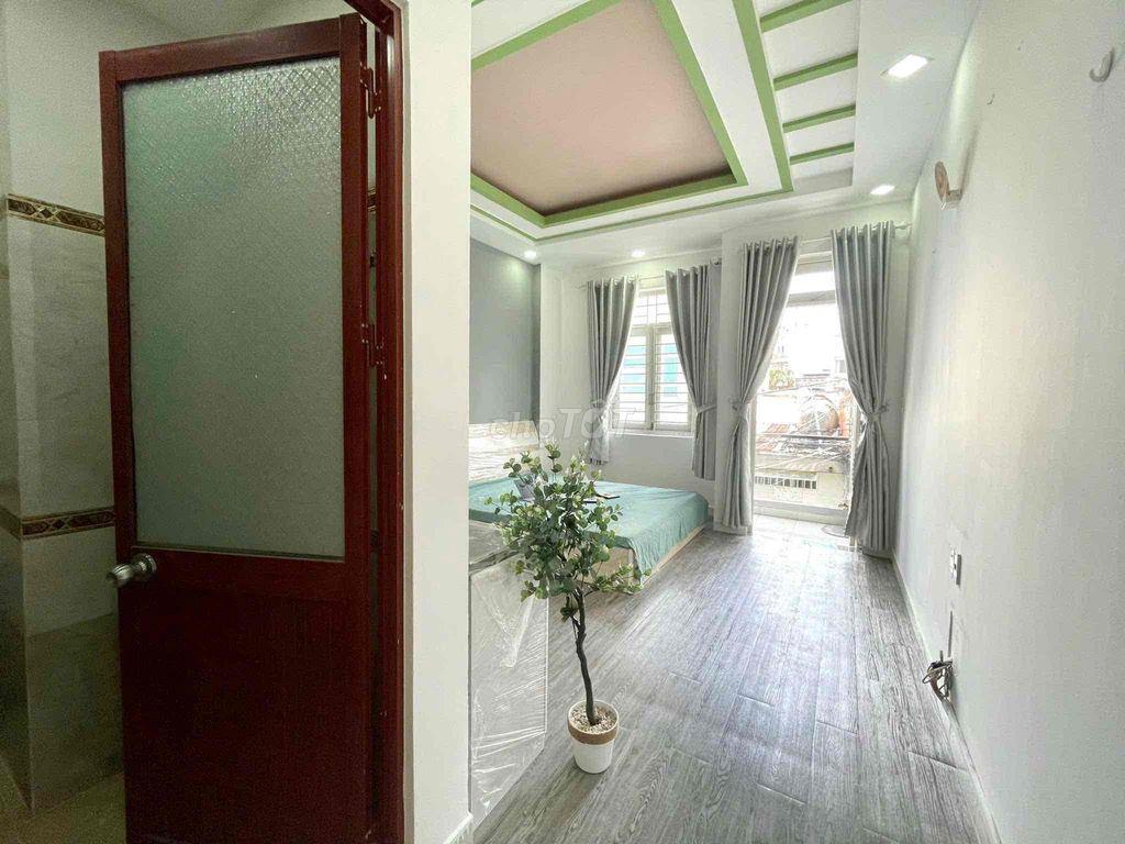 Phòng trọ TÂN BÌNH cách Quận 10, quận 1 5-7 phút đi xe