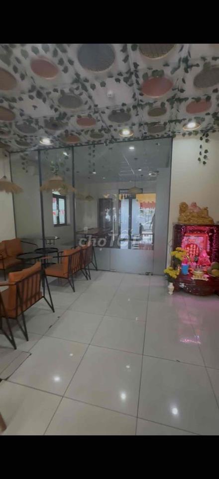 MẶT TIỀN KINH DOANH