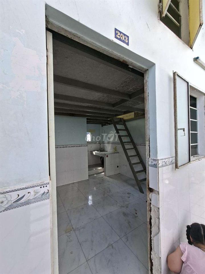 phòng trọ 24m2 đường Lý Thánh Tông