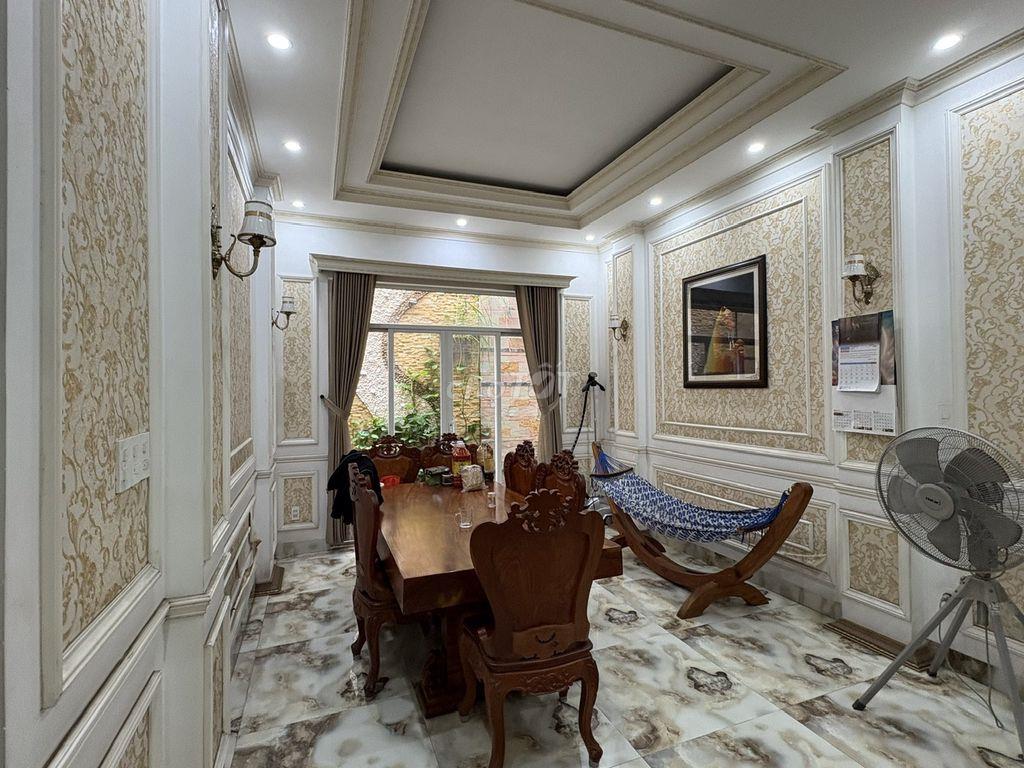 Bán Nhà Biệt Thự Cao Cấp