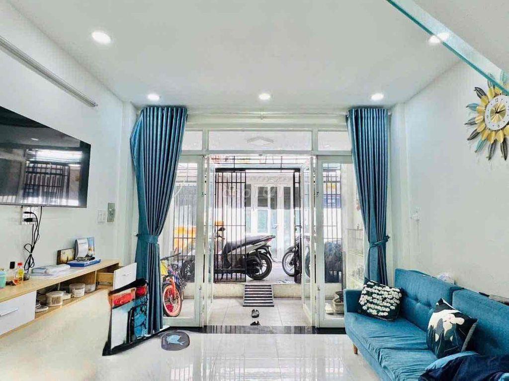 Nhà trung tâm gò vấp