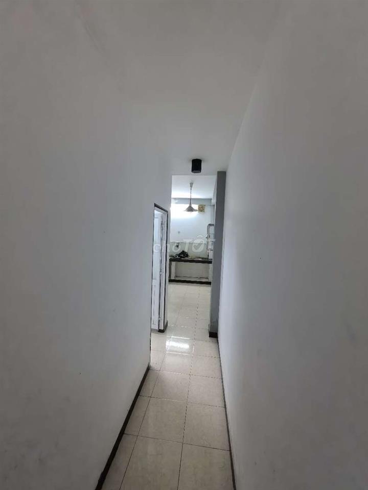 Cho thuê nhà hẻm xe hơi đường số 4